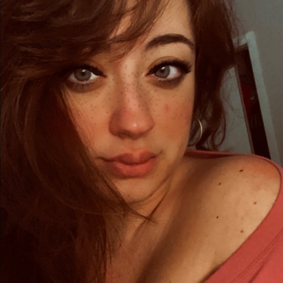 Meet your Posher, Maurianna - Picture 1 of 1